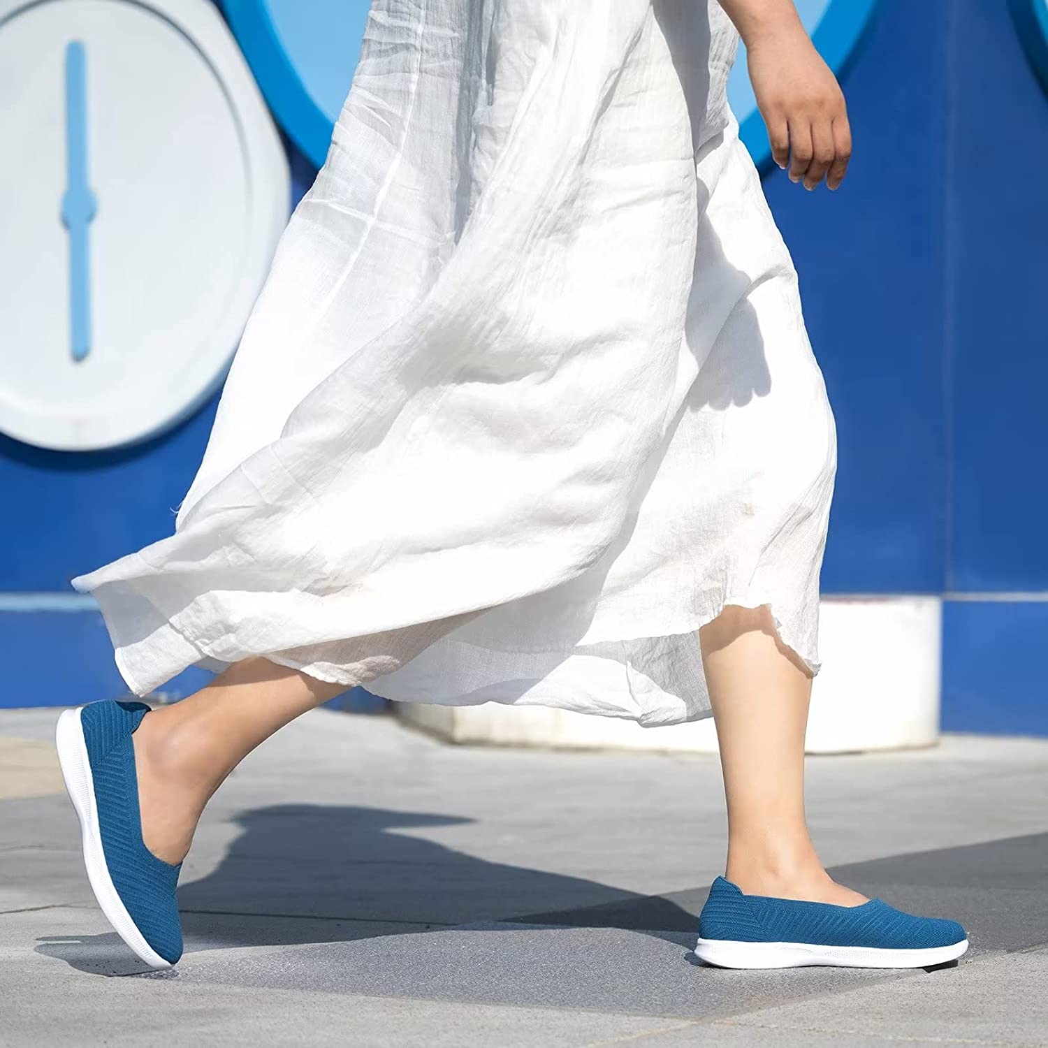 Womens Slip On Walking Shoes Breathable Mesh Casual Flats Shoes Low-Top Lightweight Loafers