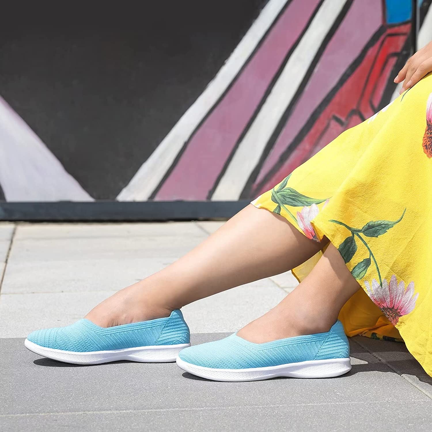 Womens Slip On Walking Shoes Breathable Mesh Casual Flats Shoes Low-Top Lightweight Loafers